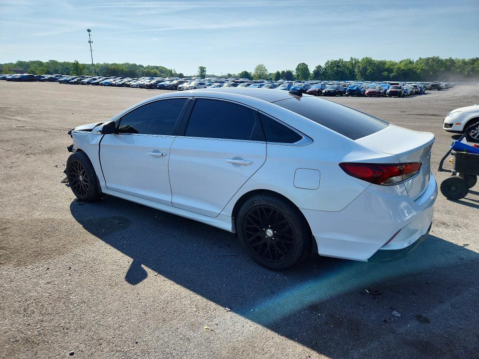 Продажа на аукционе авто 2018 Hyundai Sonata, vin: 5NPE24AF7JH660177, номер лота: 53671486