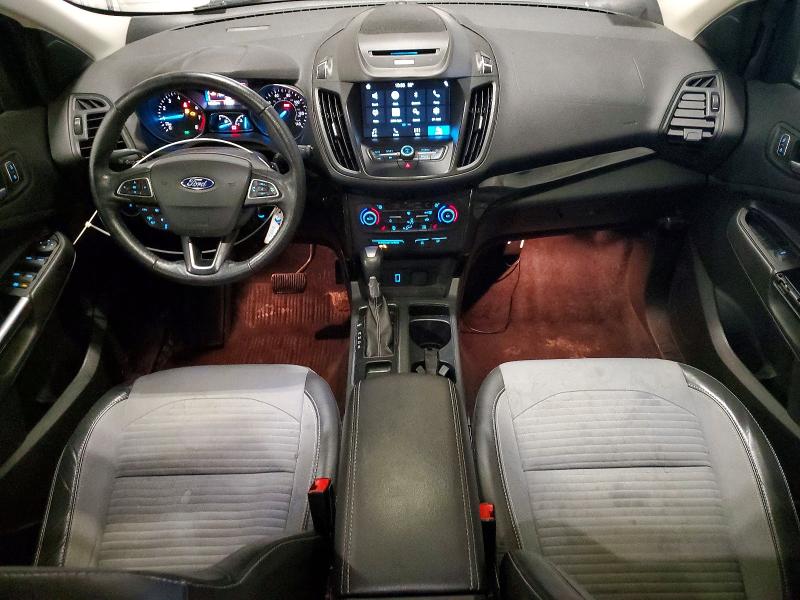 53818806 :رقم المزاد ، 1FMCU9GD9JUA23653 vin ، 2018 Ford Escape مزاد بيع