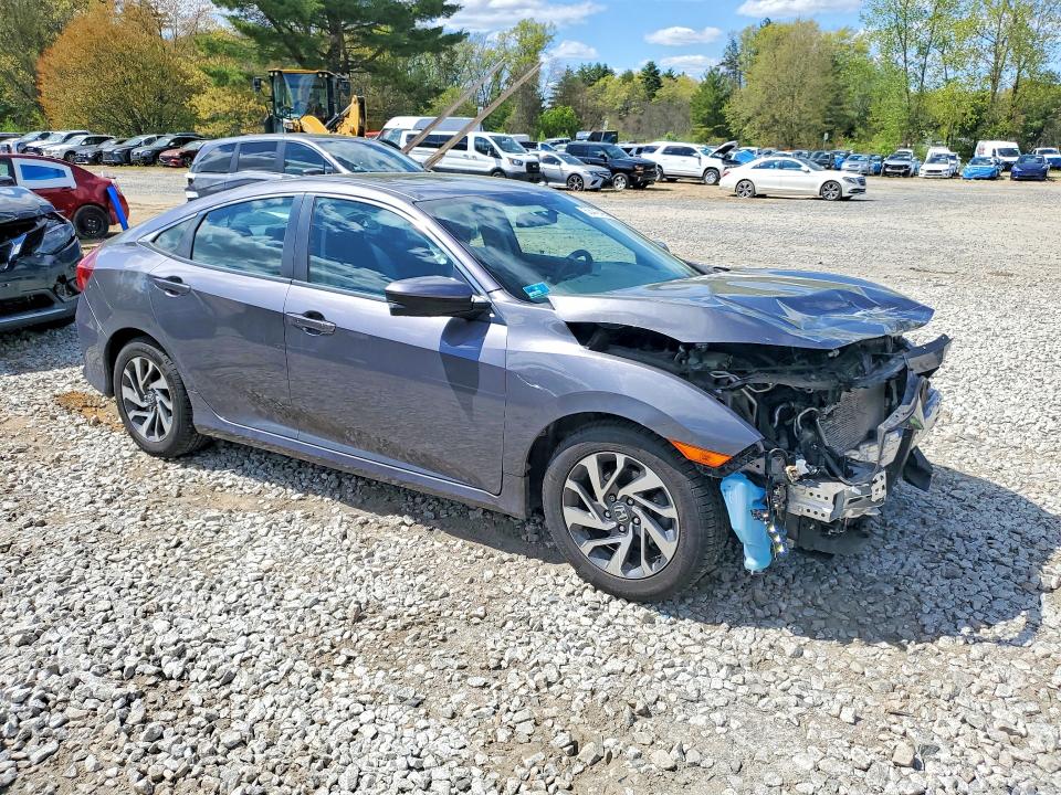 Продаж на аукціоні авто 2018 Honda Civic, vin: 2HGFC2F76JH535897, номер лоту: 53442426