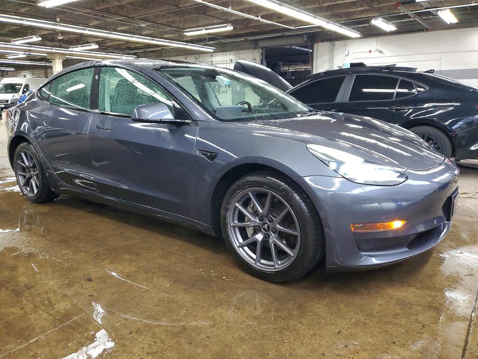 52211596 :رقم المزاد ، 5YJ3E1EA1NF290022 vin ، 2022 Tesla Model 3 مزاد بيع