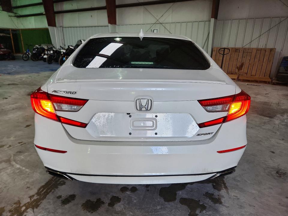 Продаж на аукціоні авто 2019 Honda Accord, vin: 1HGCV1F37KA020136, номер лоту: 53899926