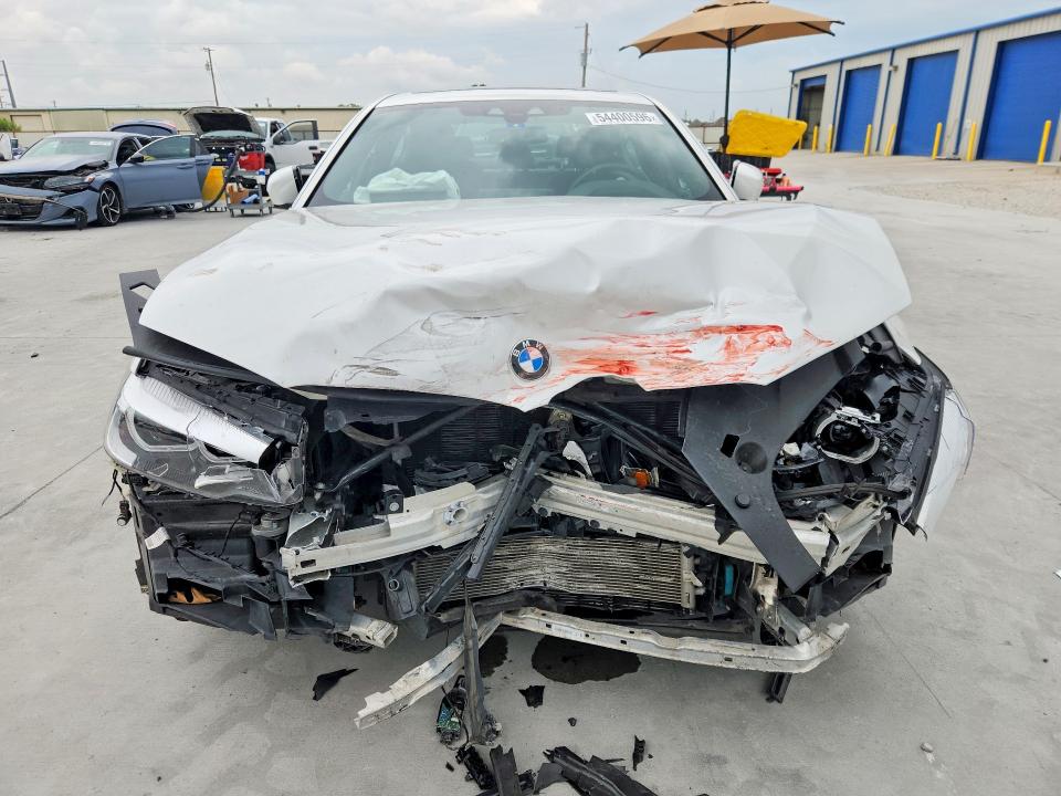 54400596 :رقم المزاد ، WBAJS1C0XLWW75241 vin ، 2020 Bmw 540 مزاد بيع
