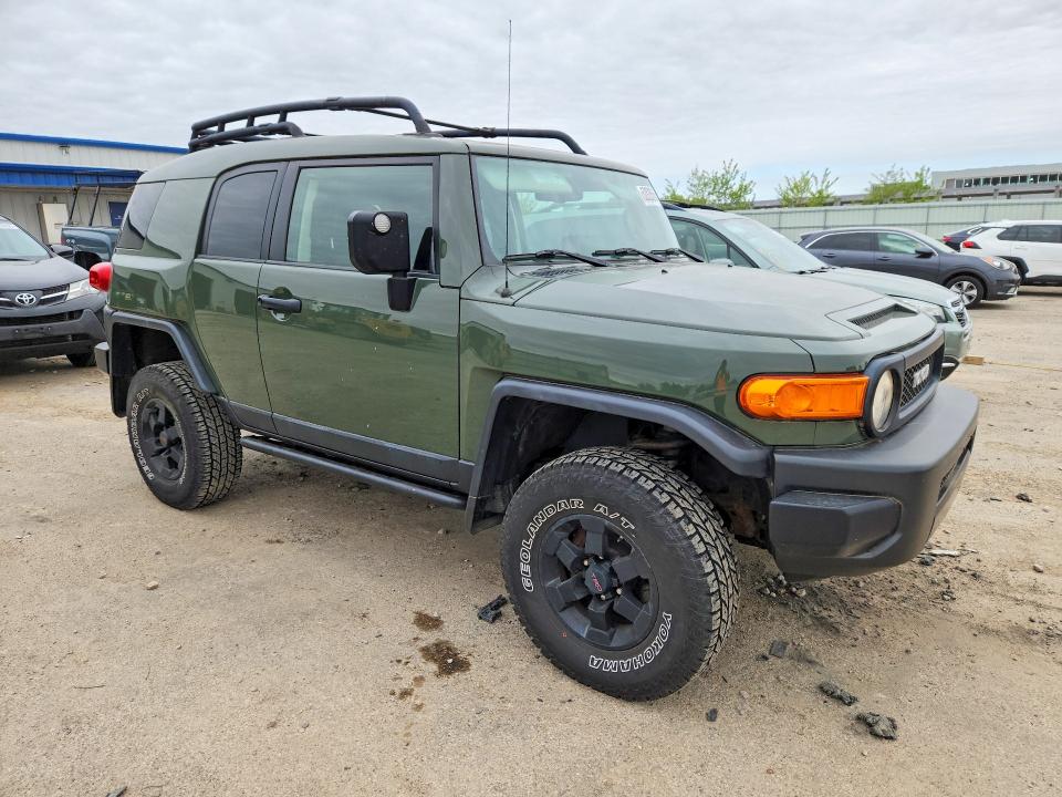 Продажа на аукционе авто 2011 Toyota Fj Cruiser, vin: JTEBU4BFXBK112202, номер лота: 52828586