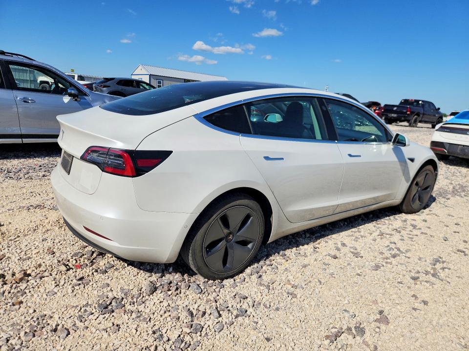 53311846 :رقم المزاد ، 5YJ3E1EA6LF799858 vin ، 2020 Tesla Model 3 مزاد بيع