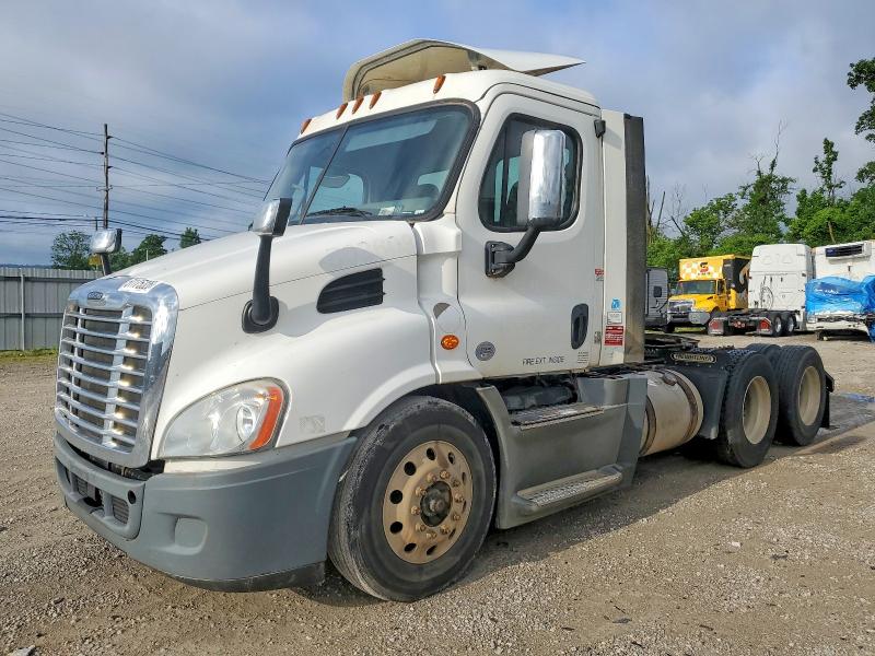 Продажа на аукционе авто 2019 Freightliner Cascadia 113, vin: 3AKJGBDV9KDJW2049, номер лота: 51175326