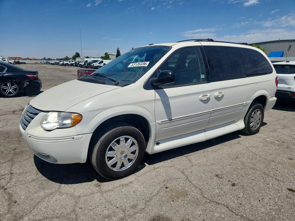 Auction sale of the 2007 Chrysler Town & Country, vin: 2A4GP64L17R321556, lot number: 53135336