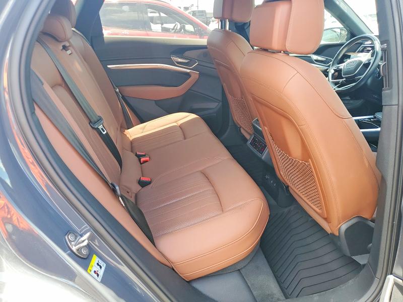 54902546 :رقم المزاد ، WA15AAGE3RB040594 vin ، 2024 Audi Q8 E-tron مزاد بيع