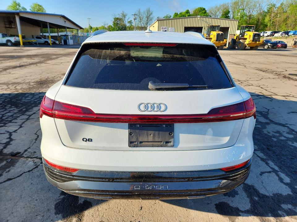 Aukcja sprzedaży 2024 Audi Q8 E-tron, vin: WA15AAGE1RB007058, numer aukcji: 52765766