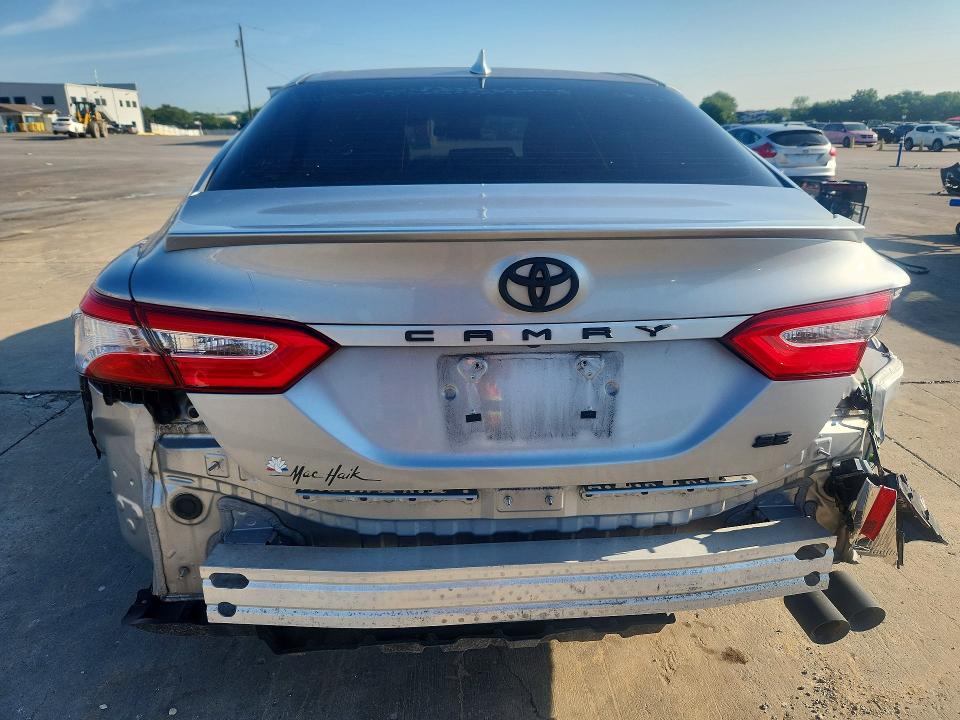 55520616 :رقم المزاد ، 4T1G11AK2LU333536 vin ، 2020 Toyota Camry مزاد بيع