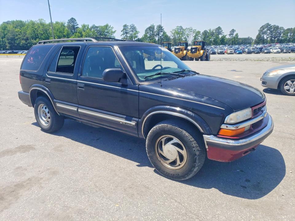 Продаж на аукціоні авто 2000 Chevrolet Blazer, vin: 1GNDT13W3Y2172142, номер лоту: 52082936
