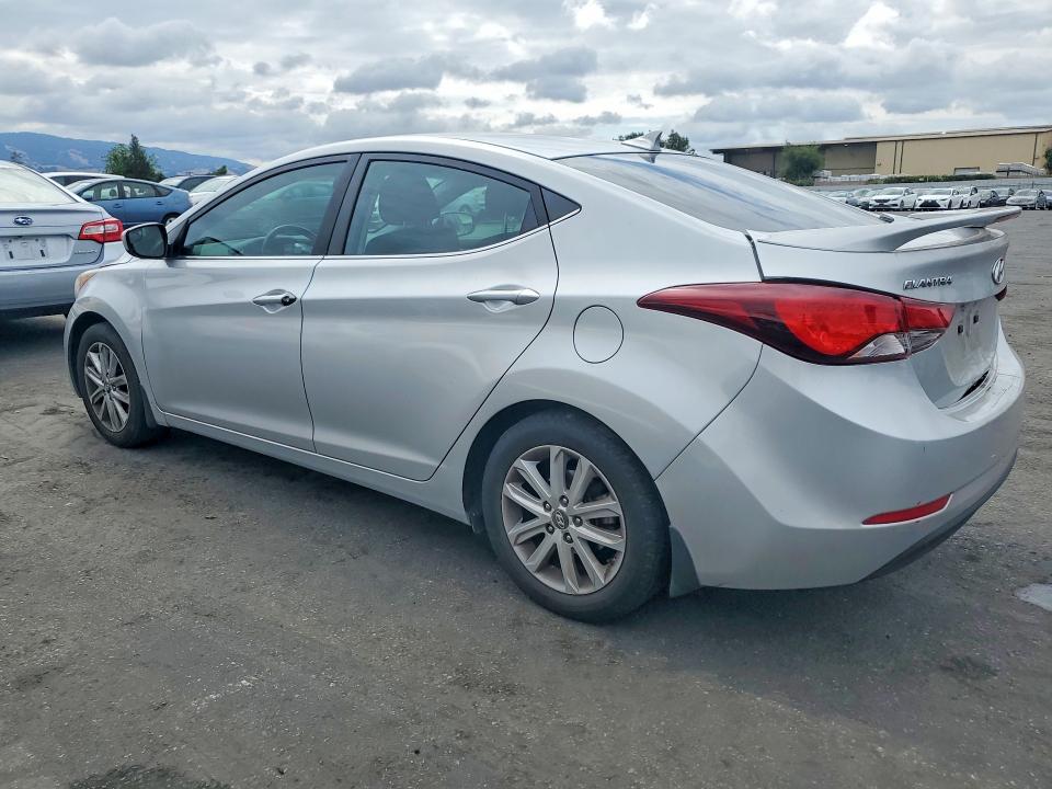 54707976 :رقم المزاد ، KMHDH4AE9FU230905 vin ، 2015 Hyundai Elantra مزاد بيع