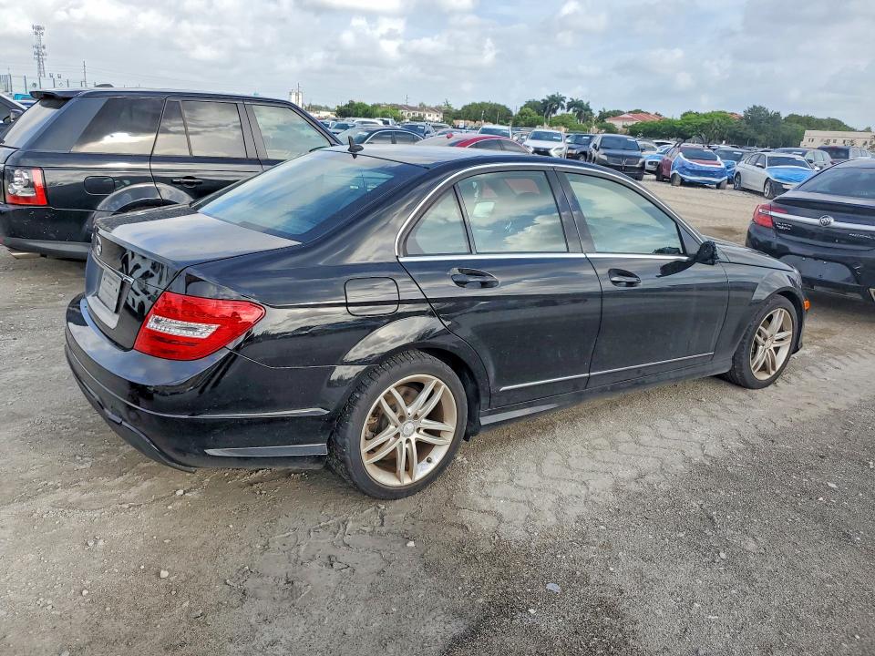 Aukcja sprzedaży 2013 Mercedes-benz C, vin: WDDGF4HB4DA837656, numer aukcji: 54474136