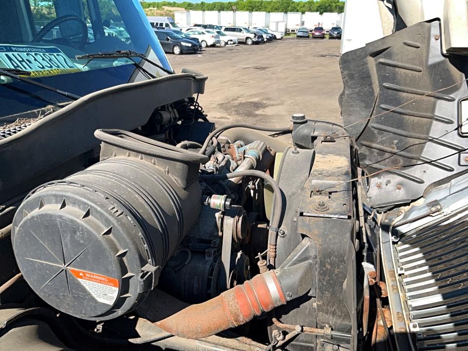 53524806 :رقم المزاد ، 1HTMSAAR68H559311 vin ، 2008 International 4000 مزاد بيع