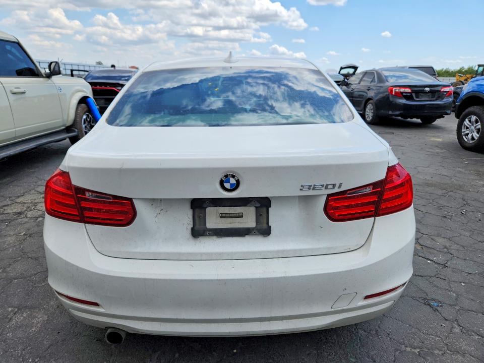 Продажа на аукционе авто 2014 Bmw 320, vin: WBA3B1G50ENS77849, номер лота: 55293816