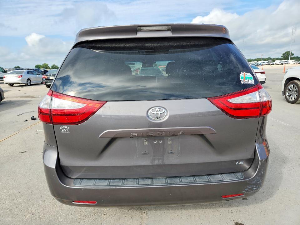 53950706 :رقم المزاد ، 5TDKZ3DC8HS841903 vin ، 2017 Toyota Sienna مزاد بيع