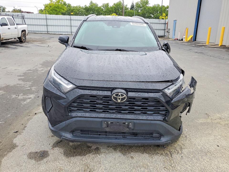 Auction sale of the 2022 Toyota Rav4, vin: 2T3P1RFV0NC305666, lot number: 52405566