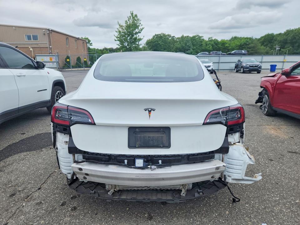 Продажа на аукционе авто 2022 Tesla Model 3, vin: 5YJ3E1EA5NF369127, номер лота: 54311096