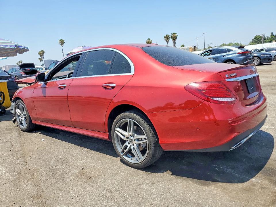 46780576 :رقم المزاد ، WDDZF4JB0KA643027 vin ، 2019 Mercedes-benz E مزاد بيع