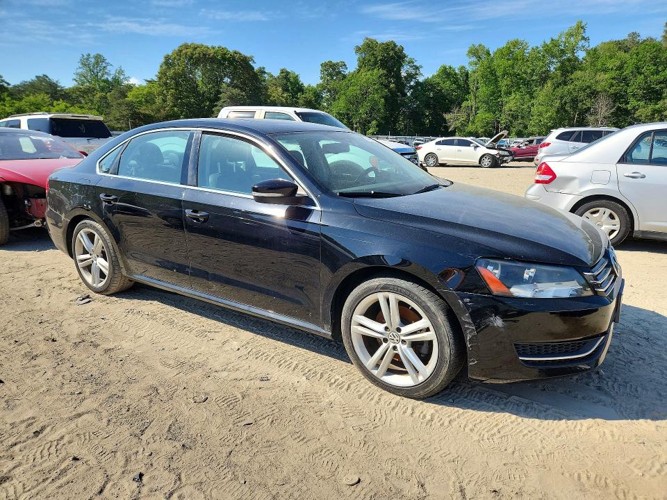 54096086 :رقم المزاد ، 1VWBT7A32EC054579 vin ، 2014 Volkswagen Passat مزاد بيع