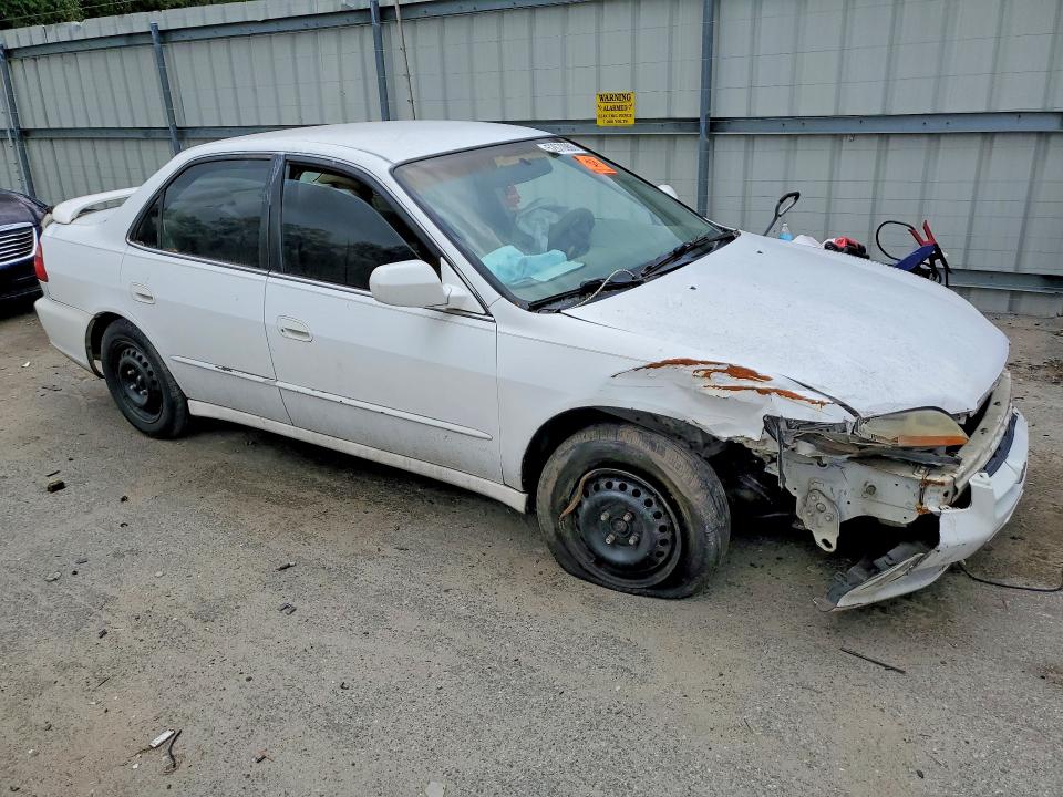 Продажа на аукционе авто 2000 Honda Accord, vin: 1HGCG5642YA083714, номер лота: 52670906