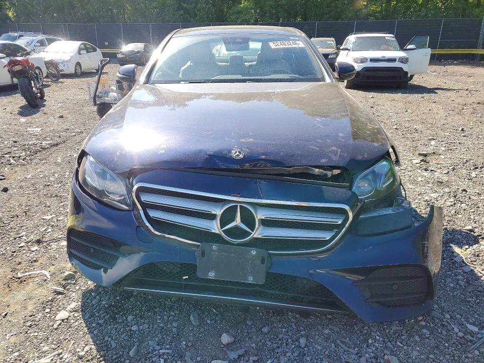 Продажа на аукционе авто 2018 Mercedes-benz E, vin: WDDZF4KB4JA404853, номер лота: 52403246