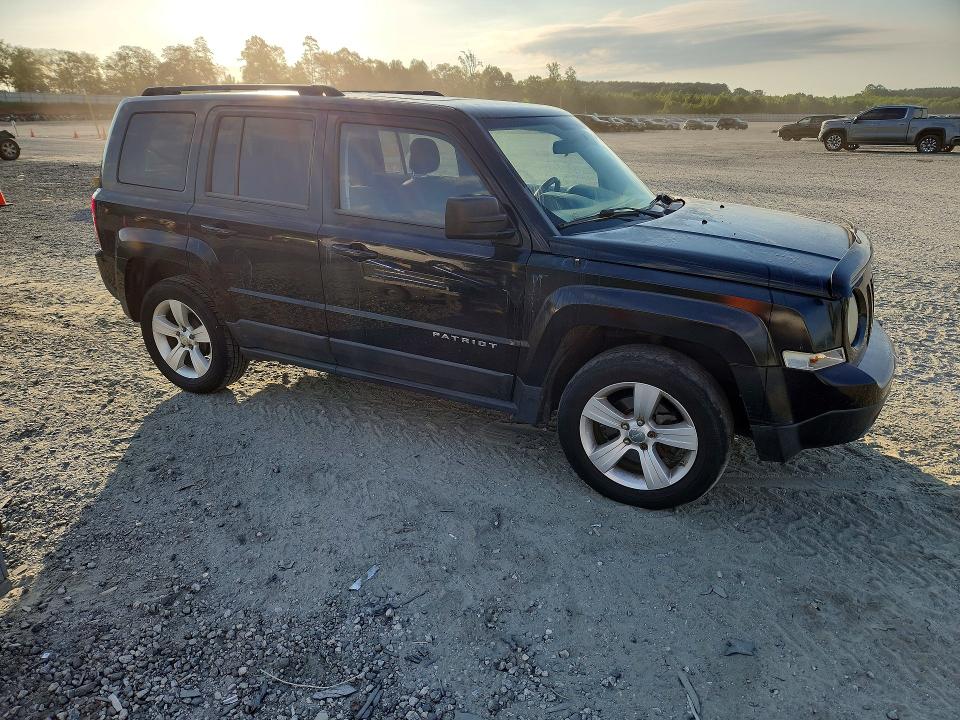 53544266 :رقم المزاد ، 1C4NJPFA6CD586597 vin ، 2012 Jeep Patriot مزاد بيع