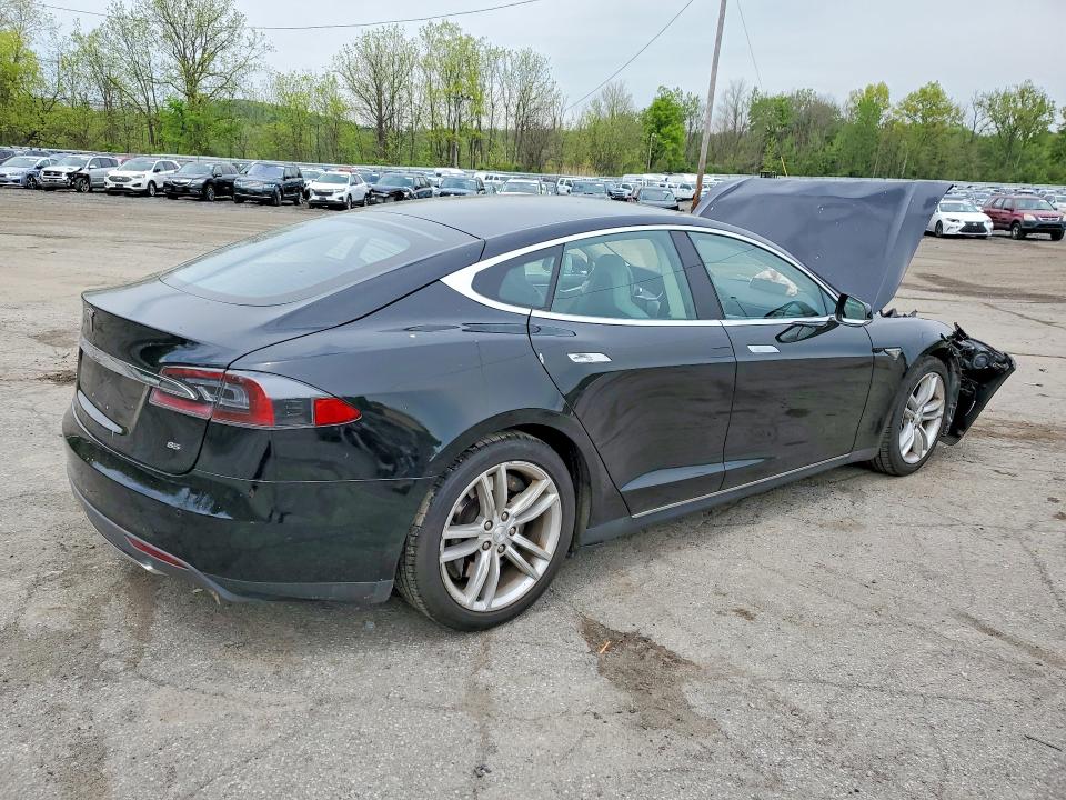 2013 Tesla Model S მანქანა იყიდება აუქციონზე, vin: 5YJSA1CN6DFP26603, აუქციონის ნომერი: 53471556
