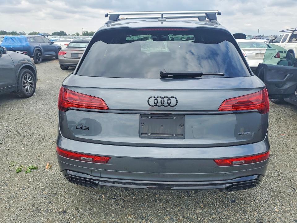 55380726 :رقم المزاد ، WA1F2AFY7R2105444 vin ، 2024 Audi Q5 E مزاد بيع