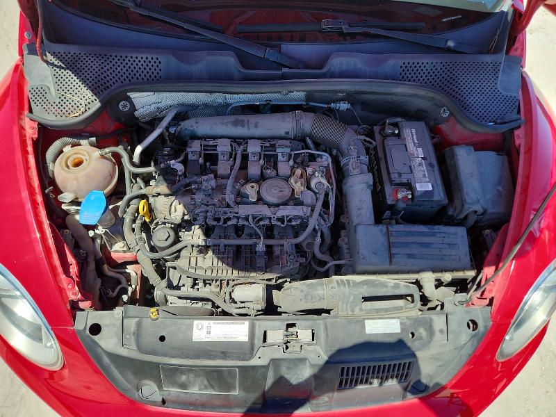 54821806 :رقم المزاد ، 3VWFD7AT3KM707896 vin ، 2019 Volkswagen Beetle مزاد بيع