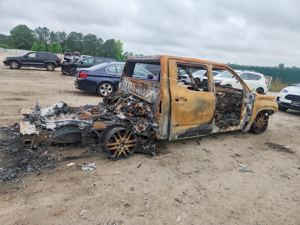 Продажа на аукционе авто 2026 Toyota Tundra, vin: 5TFLA5AB5TX051125, номер лота: 52068056