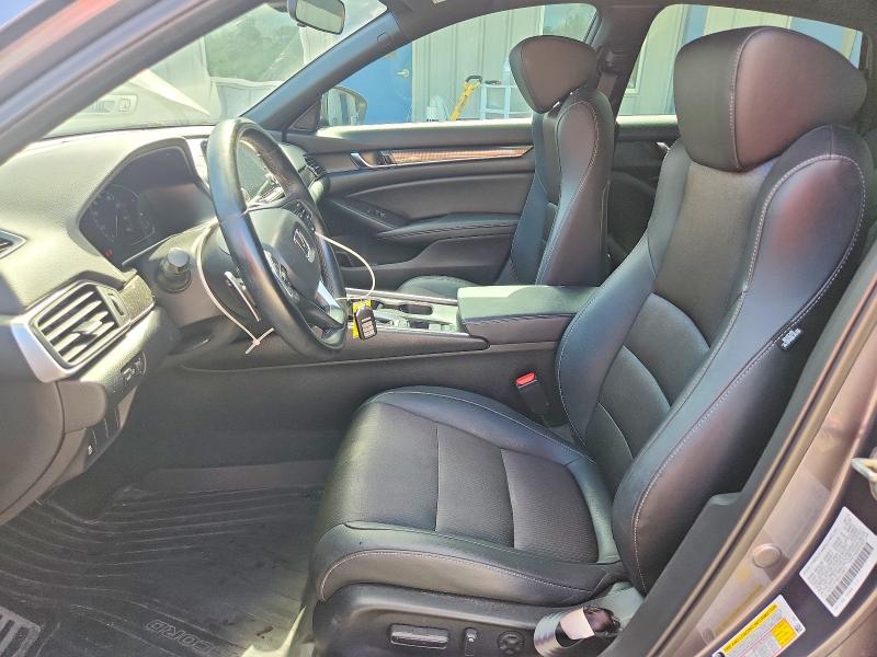 Продажа на аукционе авто 2019 Honda Accord, vin: 1HGCV1F30KA120613, номер лота: 53652366