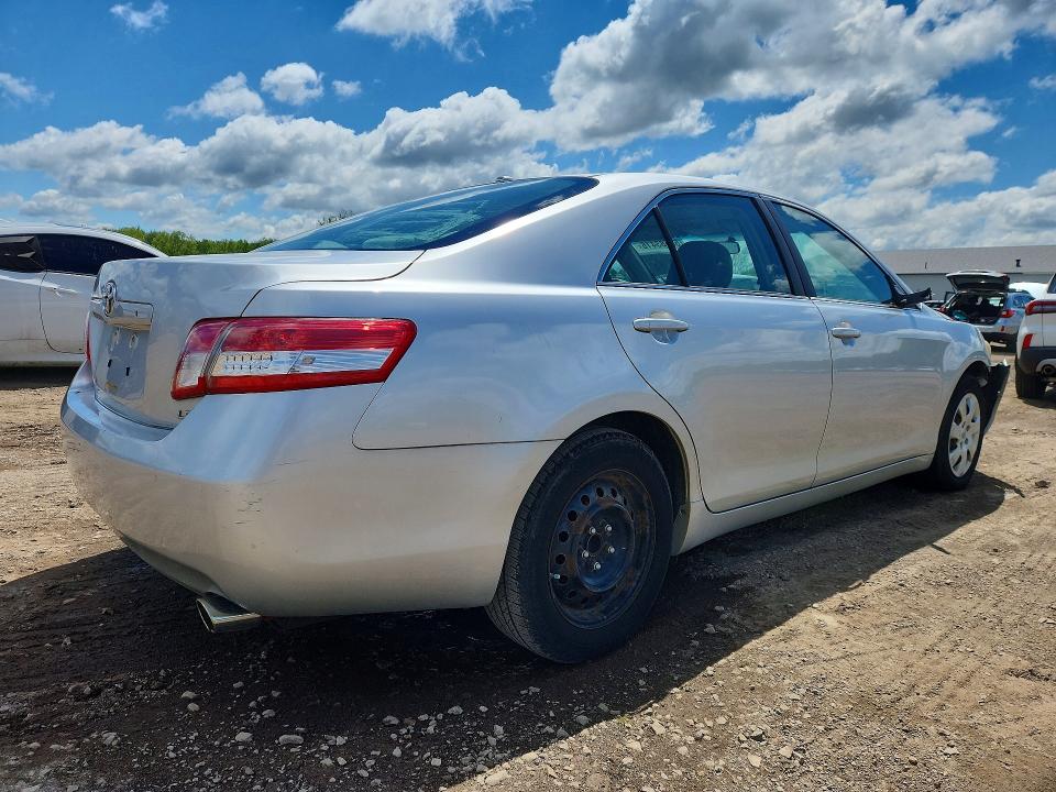 53683416 :رقم المزاد ، 4T4BF3EK1BR215256 vin ، 2011 Toyota Camry مزاد بيع