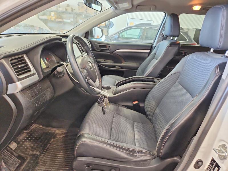 Auction sale of the 2016 Toyota Highlander, vin: 5TDBKRFH9GS251160, lot number: 52858976