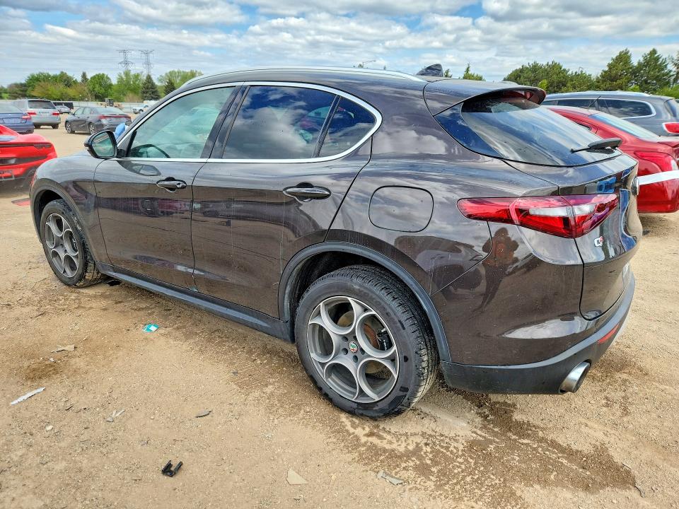 Продаж на аукціоні авто 2018 Alfa Romeo Stelvio, vin: ZASFAKAN0J7C05198, номер лоту: 51625036