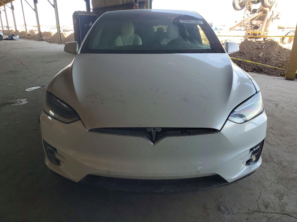 2016 Tesla Model X მანქანა იყიდება აუქციონზე, vin: 5YJXCAE46GFF00055, აუქციონის ნომერი: 52561146