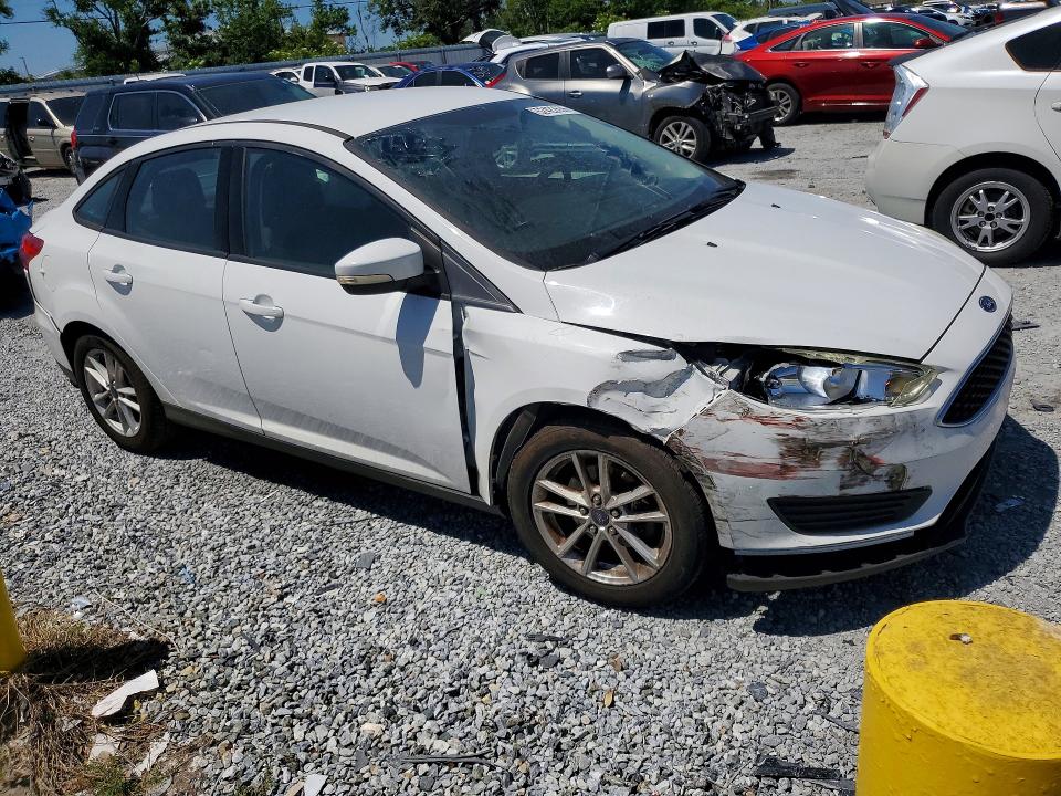 Продаж на аукціоні авто 2015 Ford Focus, vin: 1FADP3F23FL205512, номер лоту: 52422636