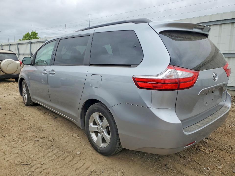 53335736 :رقم المزاد ، 5TDKK3DCXFS590058 vin ، 2015 Toyota Sienna مزاد بيع