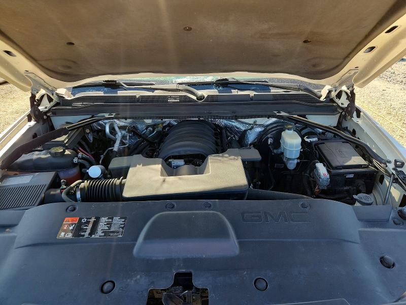 52950436 :رقم المزاد ، 1GKS2CKJ8FR176894 vin ، 2015 Gmc Yukon مزاد بيع
