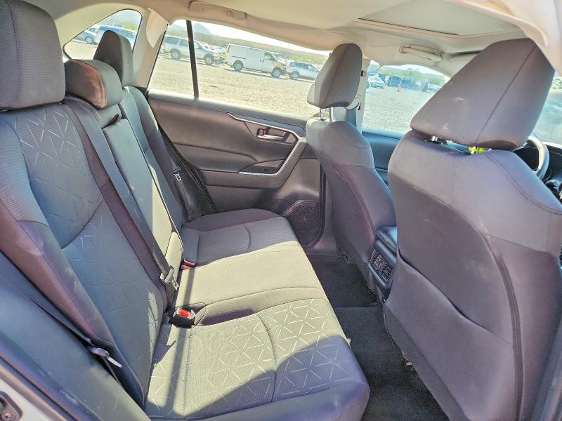 Aukcja sprzedaży 2021 Toyota Rav4, vin: 2T3RWRFV7MW114298, numer aukcji: 52910436