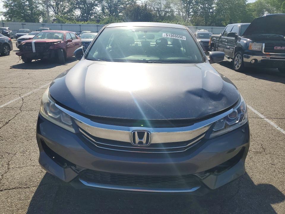 51369596 :رقم المزاد ، 1HGCR2F3XGA194395 vin ، 2016 Honda Accord مزاد بيع