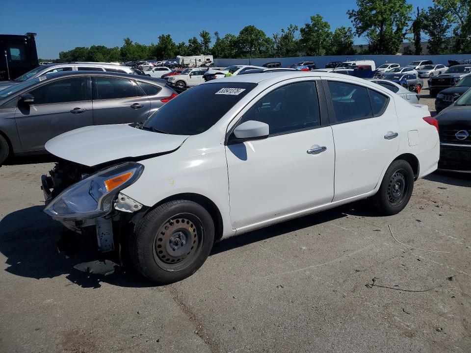 53541376 :رقم المزاد ، 3N1CN7AP1KL852336 vin ، 2019 Nissan Versa مزاد بيع