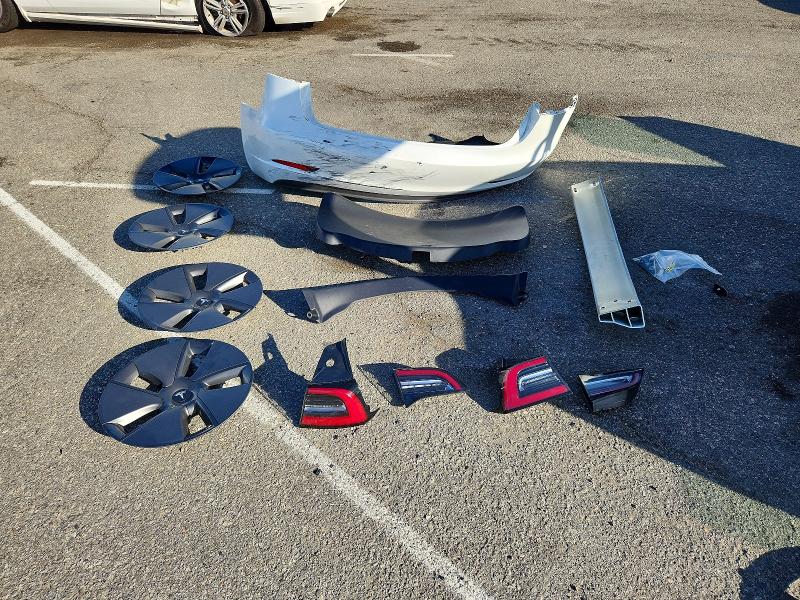Продажа на аукционе авто 2023 Tesla Model 3, vin: 5YJ3E1EA5PF466296, номер лота: 52697766