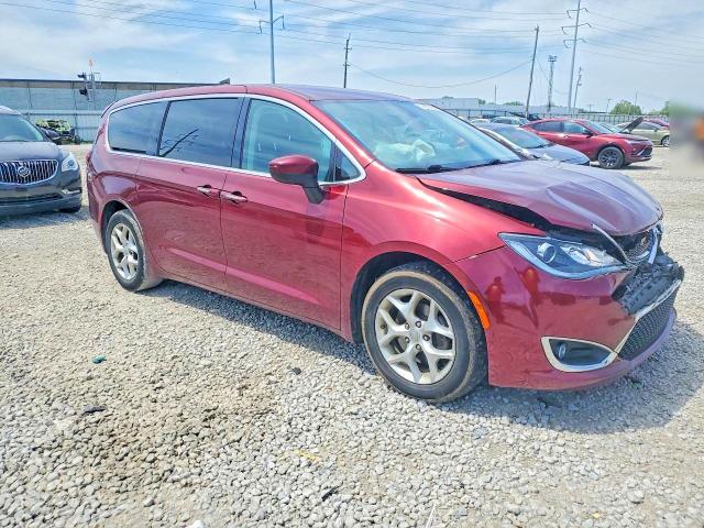 Продажа на аукционе авто 2017 Chrysler Pacifica, vin: 2C4RC1BG5HR781985, номер лота: 53197926