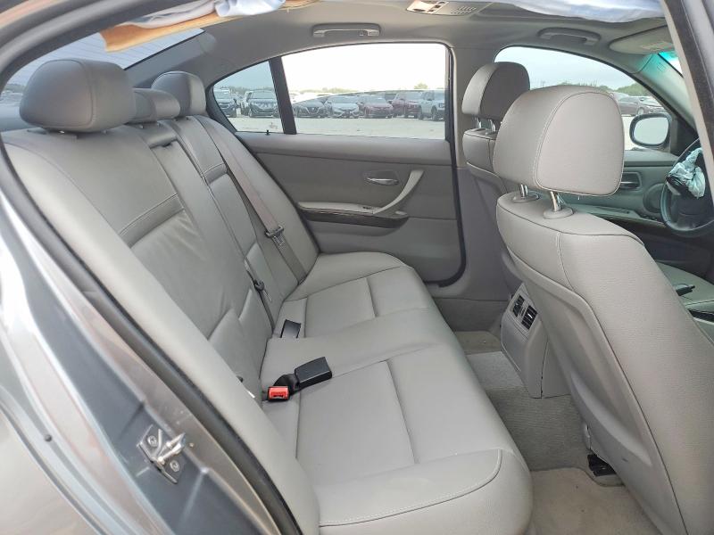 52836706 :رقم المزاد ، WBAPH7G59ANM48756 vin ، 2010 Bmw 328 مزاد بيع