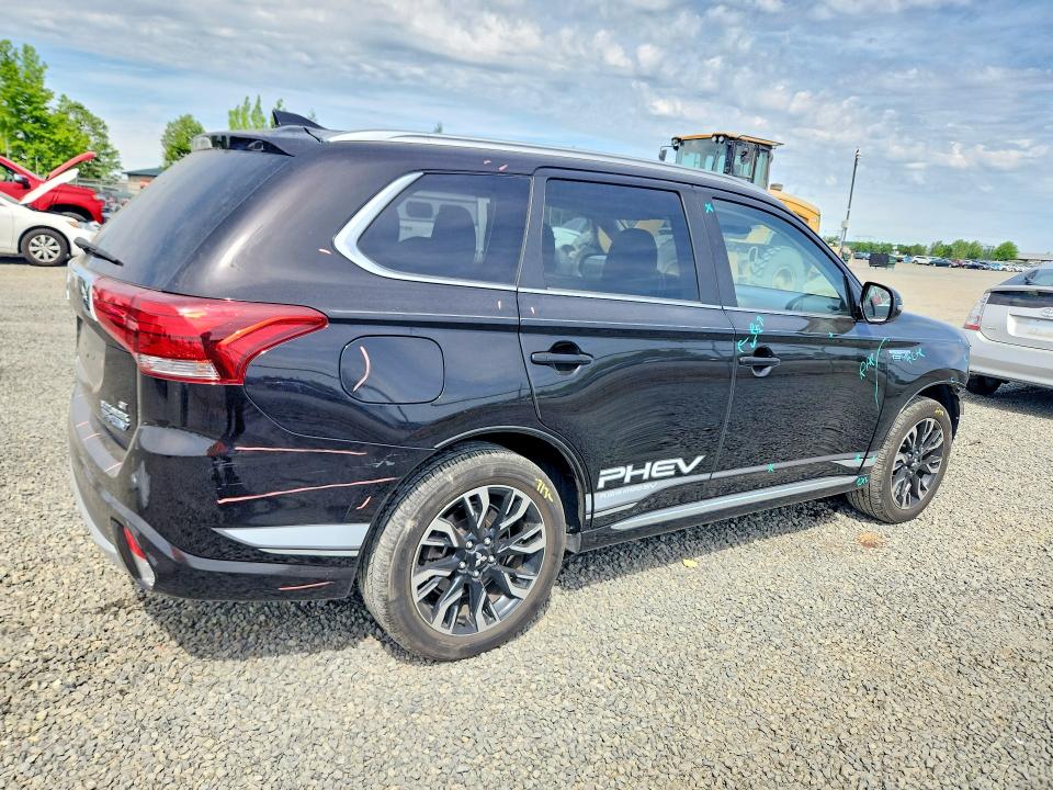 53014106 :رقم المزاد ، JA4J24A57JZ032046 vin ، 2018 Mitsubishi Outlander مزاد بيع