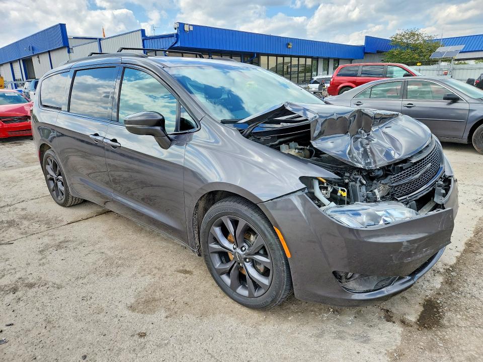 Продаж на аукціоні авто 2019 Chrysler Pacifica, vin: 2C4RC1GG1KR705499, номер лоту: 52747166