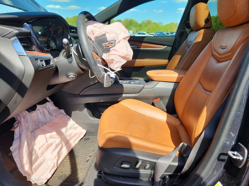 52239986 :رقم المزاد ، 1GYKNDRS9LZ206756 vin ، 2020 Cadillac Xt5 مزاد بيع