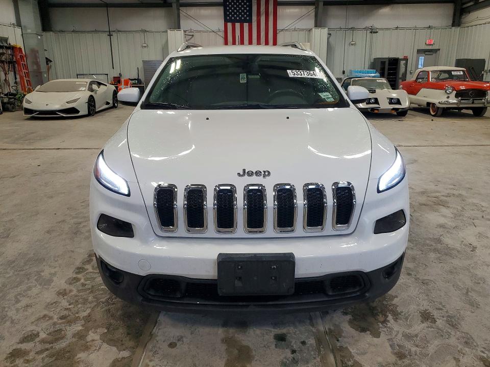 53373646 :رقم المزاد ، 1C4PJLCBXFW597481 vin ، 2015 Jeep Cherokee مزاد بيع