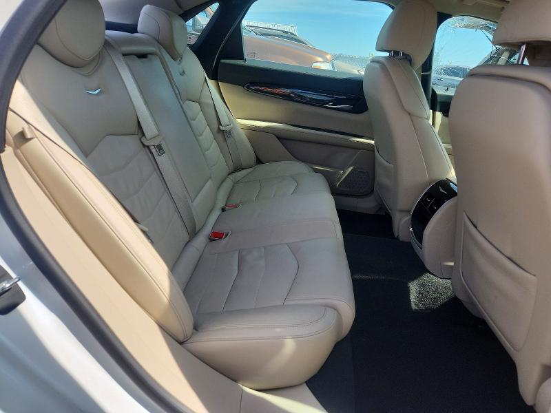 53105626 :رقم المزاد ، 1G6KB5RS2GU166000 vin ، 2016 Cadillac Ct6 مزاد بيع