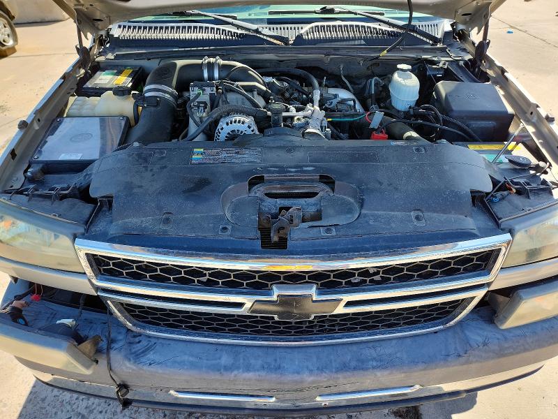 53011296 :رقم المزاد ، 1GCHK23D66F180825 vin ، 2006 Chevrolet Silverado مزاد بيع